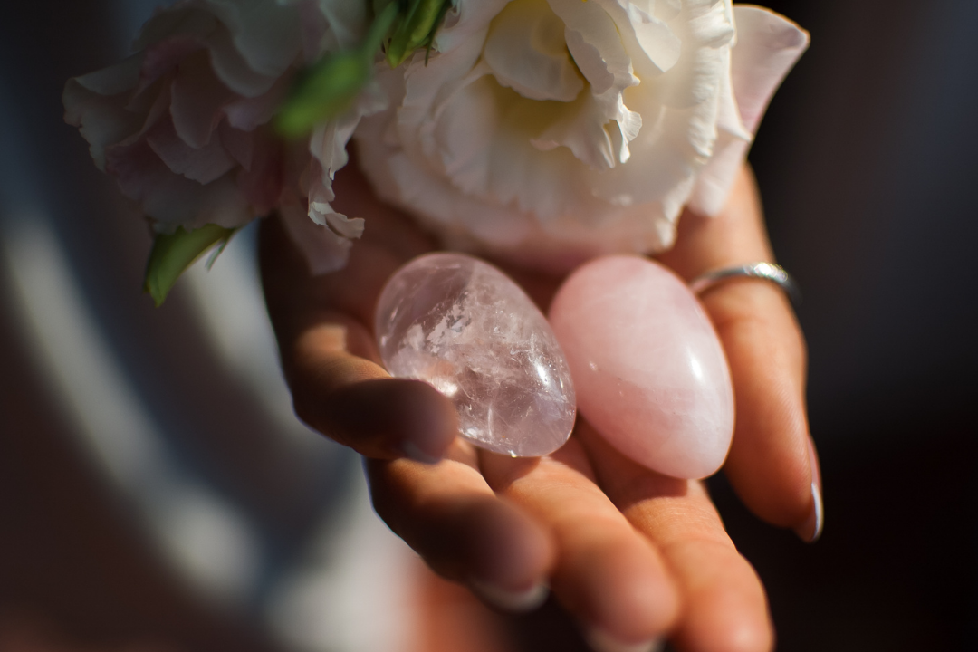 How to Choose a Yoni Egg