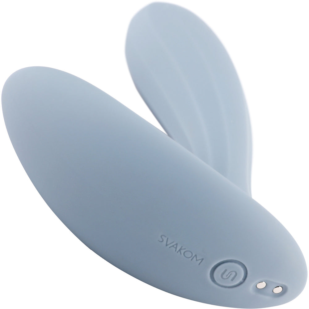 Vibrador portátil doble Erica de SVAKOM, azul polvoriento (controlado por aplicación)