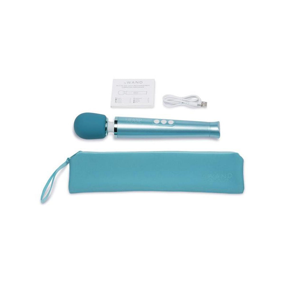 Le Wand Dive Submersible Rechargeable Vibrating Massager - Blue
