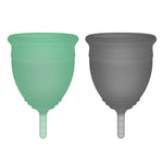 Paquete doble de copa menstrual SAALT: verde espuma de mar normal y gris niebla